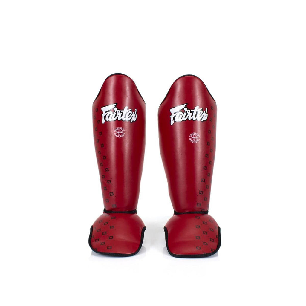 Fairtex SP5 Red M | Clearance